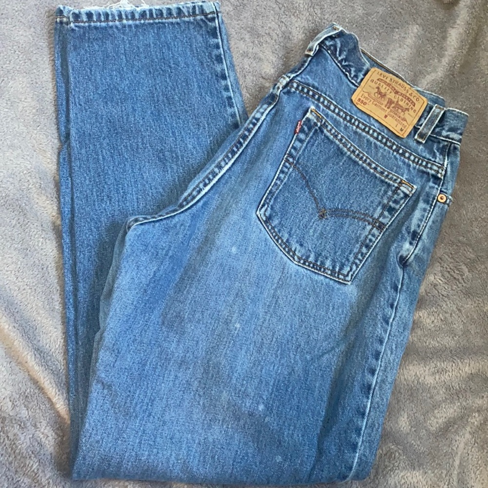 Levi’s relaxed fit vintage 550